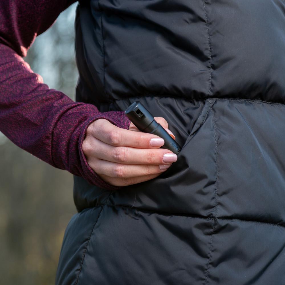 BLACK MIGHTY DISCREET CONE IN SMALL CLAMSHELL